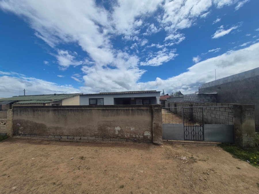 2 Bedroom Property for Sale in Kwazakhele Eastern Cape
